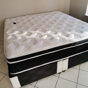 King Size Euro top Bed